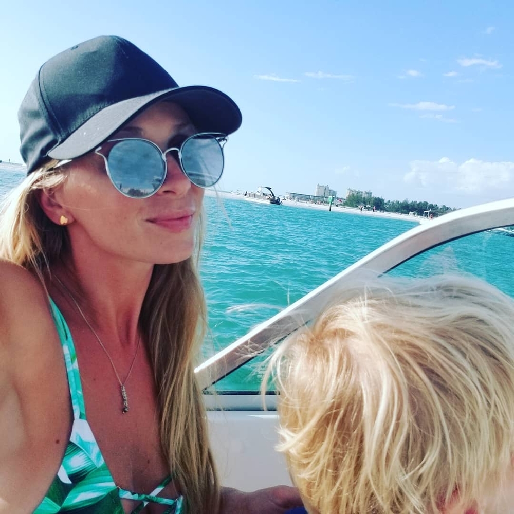 Meet your Posher, Holly